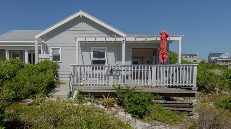 2 Bedroom Property for Sale in Suiderstrand Western Cape